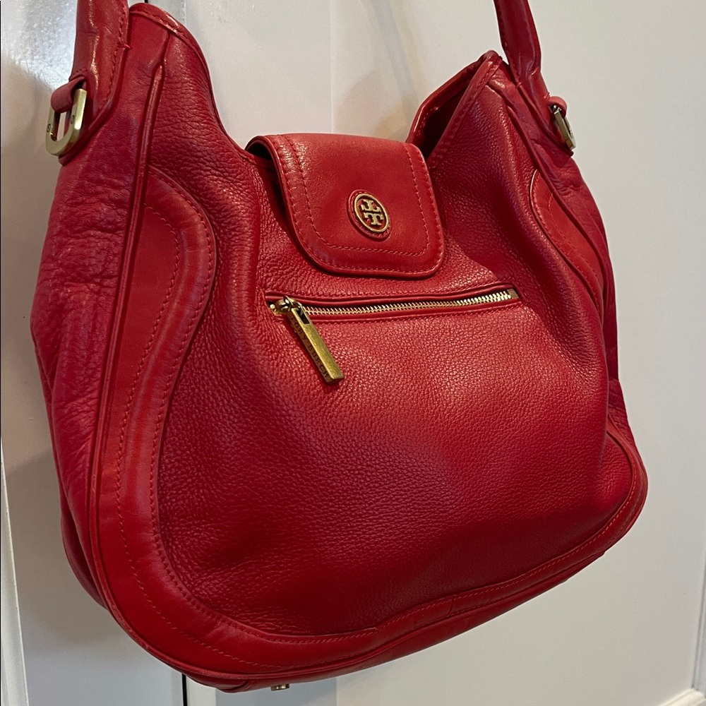 Tory Burch Red Shoulder Bag - Picture 4 of 8